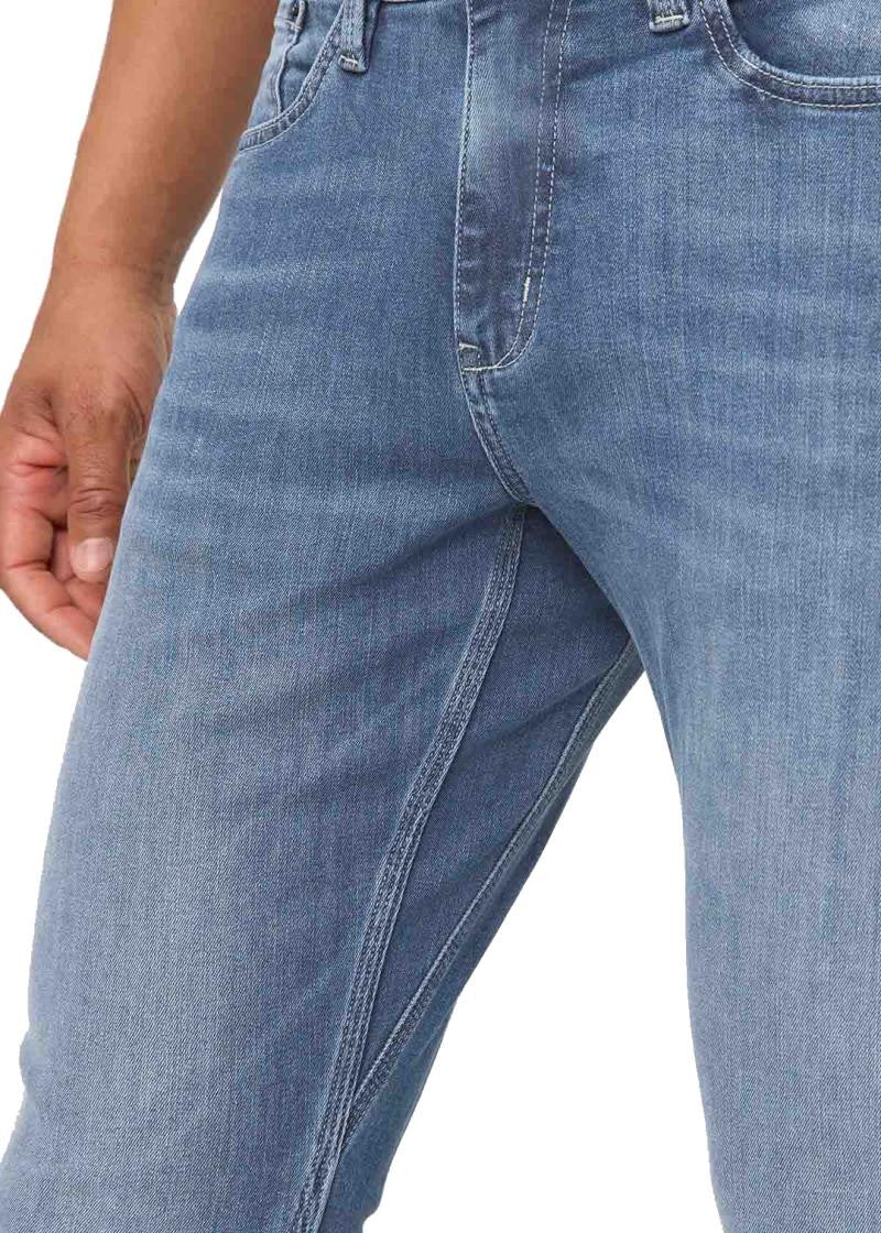 Performance Denim Relaxed Tapered Jeans, 30" Inseam - Mens - Image 18