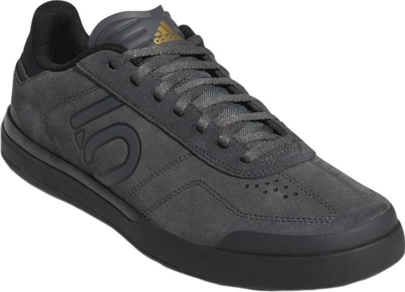 Sleuth DLX - Grey / Core Black / Matte Gold - Mens